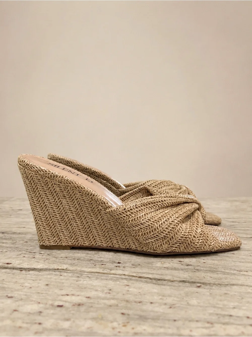 Silent D Katia Wedges from Anthropologie Natural Gold Mix Raffia, SZ 9/9.5 NEW